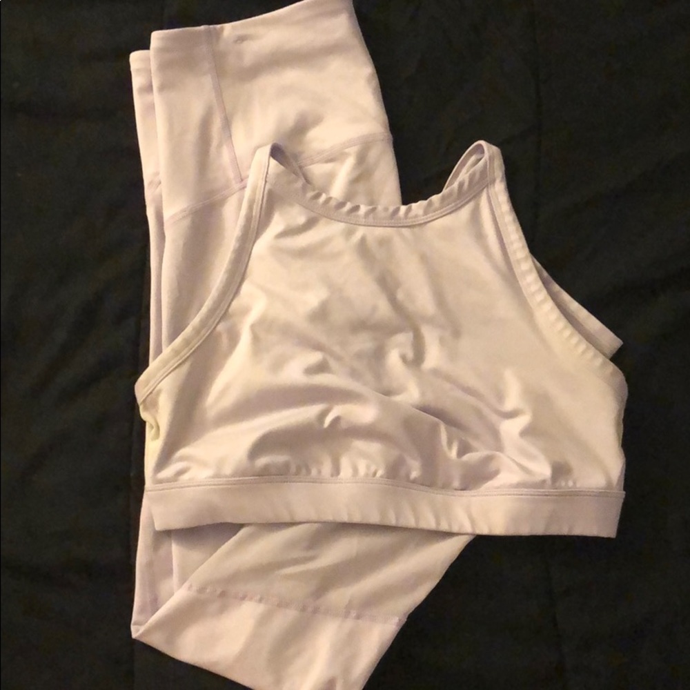 Light lavender workout set